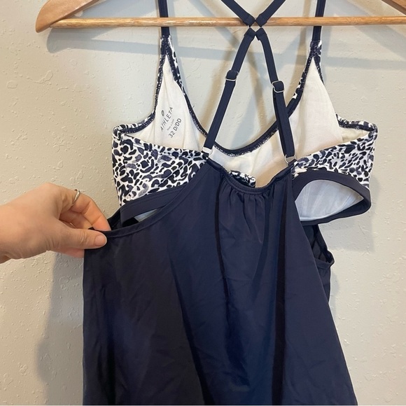 Athleta Zimbabwe Blousy Tankini Swimsuit Top - Picture 5 of 9